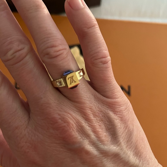 Louis Vuitton Gamble Ring - Picture 5 of 16
